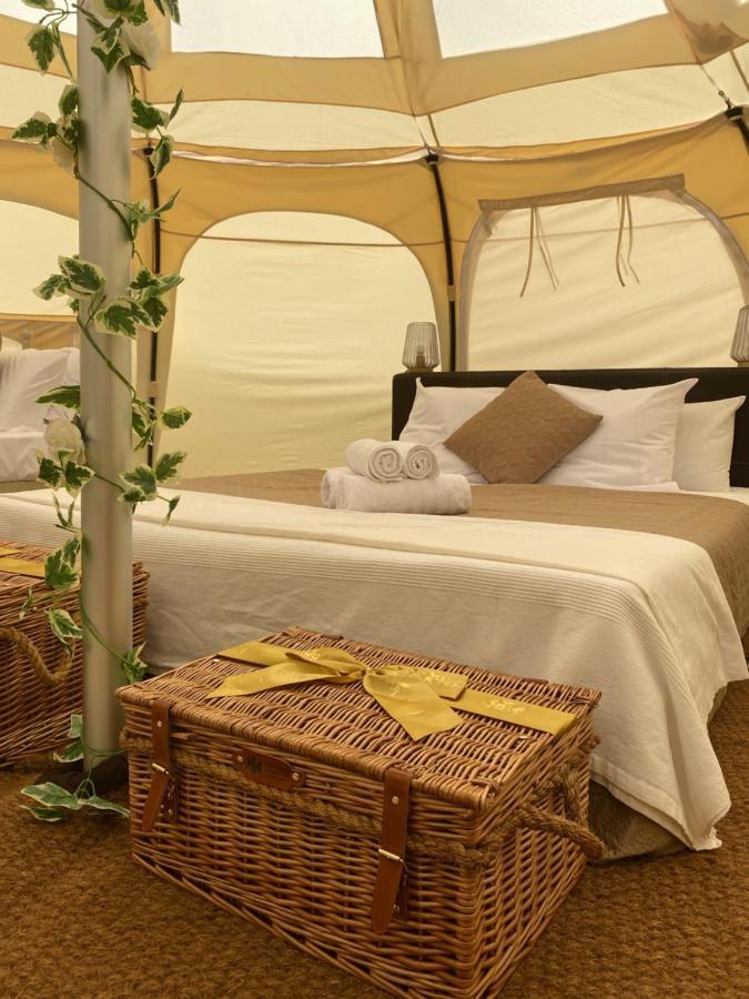 Fonclaire Holidays Glamping 'Luxury Camping' Блон Экстерьер фото